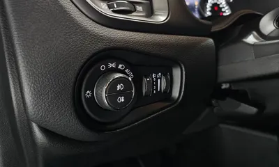 Jeep Renegade 2021, 14788 км, за 12994.86 USD - фото 18