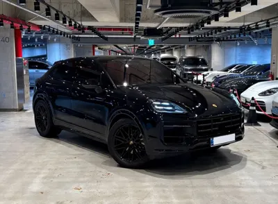 Porsche Cayenne 2024, 16500 км, за 95628.5 USD