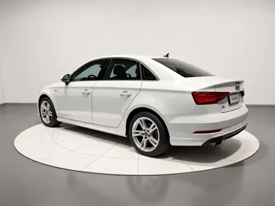 Audi A3 2021, 22700 км, за 10491.26 USD