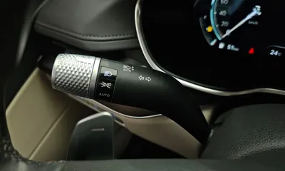 Genesis G80 2022, 49772 км, за 25272.42 USD - фото 31