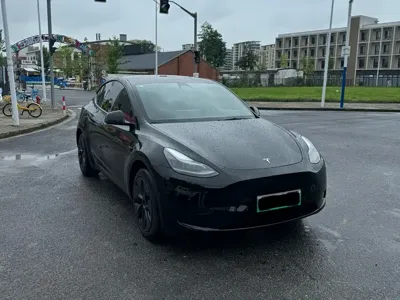 Tesla Model Y 2022, 80000 км, за 15258.84 USD