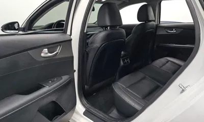 Kia K3 2019, 101453 км, за 7601.8 USD - фото 12