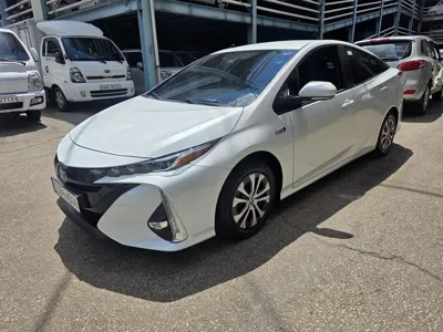 Toyota Prius 2022, 37729 км, за 20621.93 USD