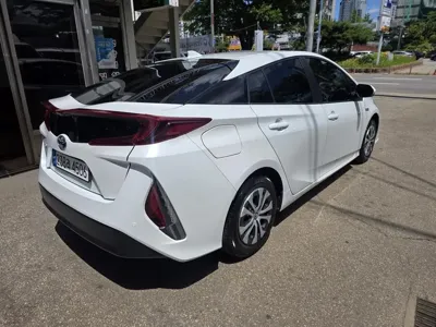 Toyota Prius 2022, 37729 км, за 20621.93 USD