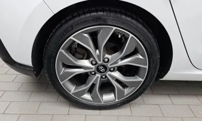 Hyundai i30 2019, 42802 км, за 12143.89 USD