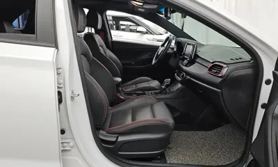 Hyundai i30 2019, 42802 км, за 12143.89 USD - фото 11