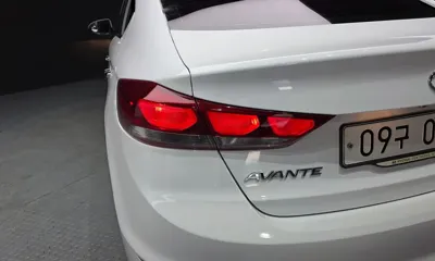 Hyundai Avante 2017, 6577 км, за 6825.71 USD - фото 23
