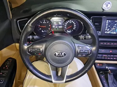 Kia Canival 2017, 108790 км, за 6564.26 USD - фото 11
