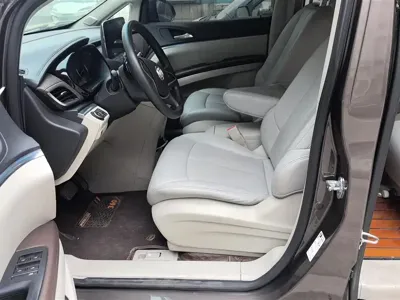 Buick GL8 2021, 68200 км, за 16038.54 USD - фото 9