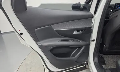 Peugeot 3008 2021, 74887 км, за 12958.25 USD - фото 25