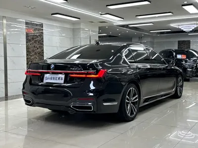 BMW 7 Series 2022, 42000 км, за 50764.17 USD