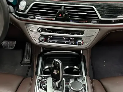 BMW 7 Series 2022, 42000 км, за 50764.17 USD - фото 14