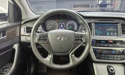 Hyundai Sonata 2015, 123976 км, за 6700.5 USD - фото 13