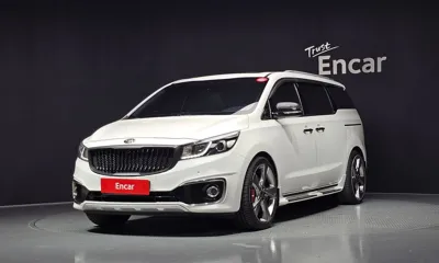 Kia Canival · 2015 год
