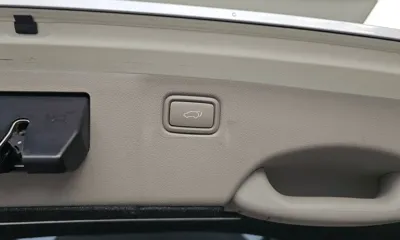 Kia Canival 2015, 141166 км, за 5720.6 USD - фото 29
