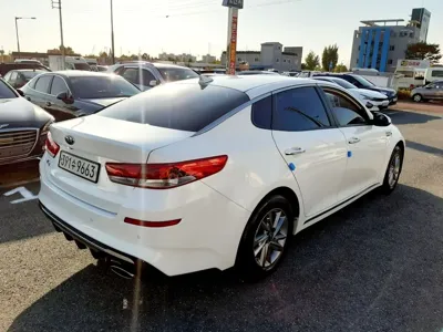 Kia K5 2019, 118000 км, за 6937.56 USD