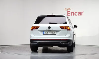Volkswagen Tiguan 2021, 55444 км, за 19090.16 USD