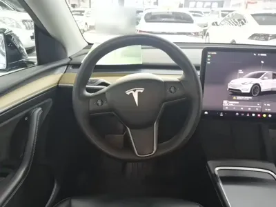 Tesla Model Y 2022, 70200 км, за 22174.38 USD - фото 11