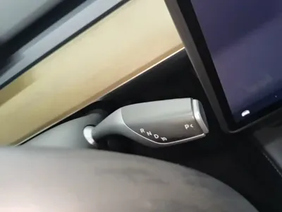 Tesla Model Y 2022, 70200 км, за 22174.38 USD - фото 14