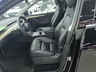 Tesla Model Y 2022, 70200 км, за 22174.38 USD - фото 15