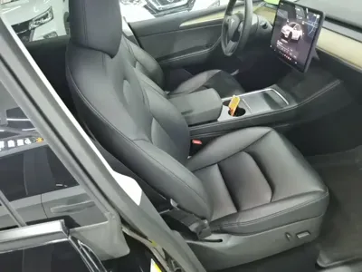 Tesla Model Y 2022, 70200 км, за 22174.38 USD - фото 25