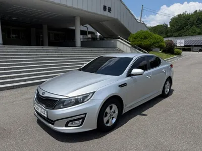 Kia K5 · 2014 год