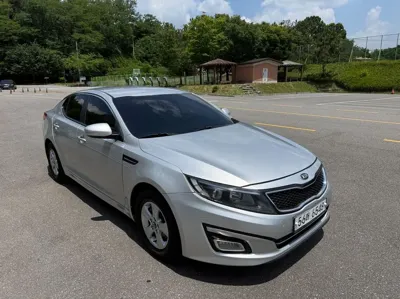 Kia K5 2014, 122054 км, за 3185.33 USD