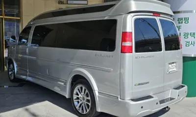 Chevrolet Express Van 2019, 80931 км, за 25780.03 USD