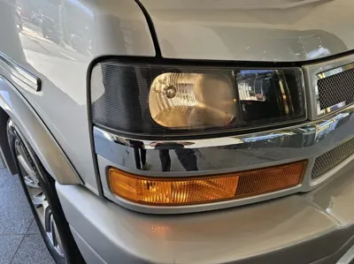 Chevrolet Express Van 2019, 80931 км, за 25780.03 USD - фото 13
