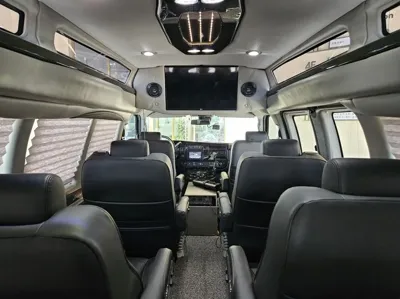 Chevrolet Express Van 2019, 80931 км, за 25780.03 USD - фото 15