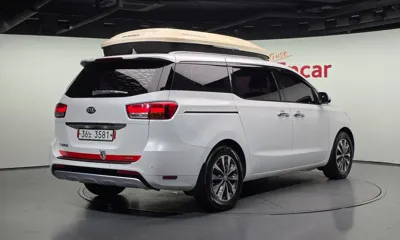 Kia Canival 2018, 111322 км, за 6143.14 USD
