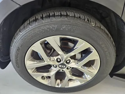 Kia Sorento 2020, 57894 км, за 13644.93 USD