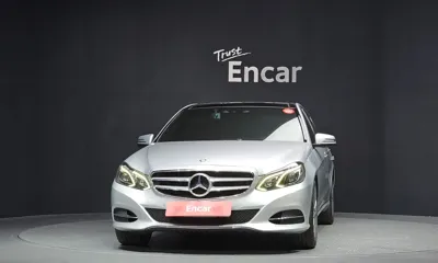 Mercedes-Benz E-Class 2014, 157154 км, за 4726.27 USD