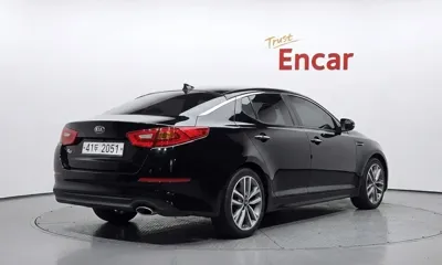 Kia K5 2014, 102810 км, за 4355.46 USD