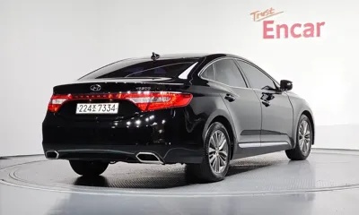 Hyundai Grandeur 2017, 267819 км, за 3275.57 USD
