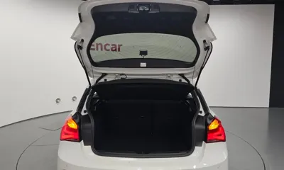 BMW 1-Series 2018, 31546 км, за 13270.89 USD - фото 20