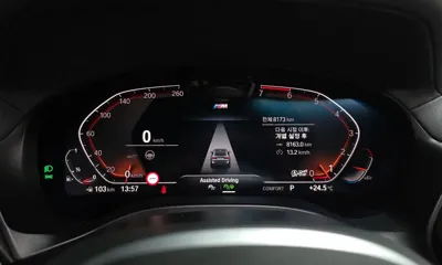 BMW X4 2022, 8173 км, за 44965.21 USD - фото 8