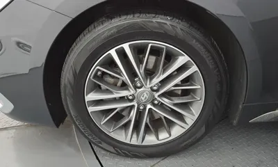 Hyundai Grandeur 2017, 215382 км, за 5196.33 USD
