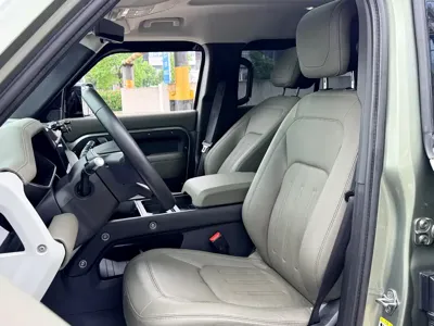 Land Rover Defender 2020, 58000 км, за 64630.9 USD - фото 8