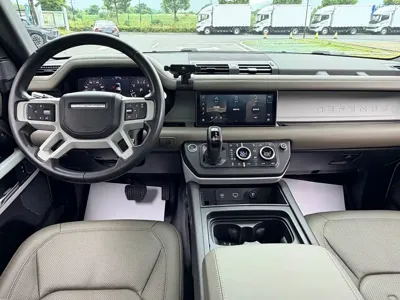 Land Rover Defender 2020, 58000 км, за 64630.9 USD - фото 10