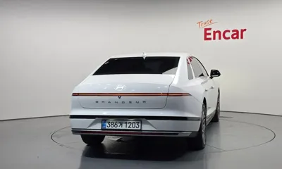 Hyundai Grandeur 2023, 40720 км, за 18540.22 USD