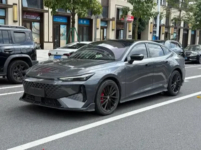 Changan UNI-V · 2024 год