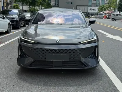 Changan UNI-V 2024, 10000 км, за 10579.19 USD