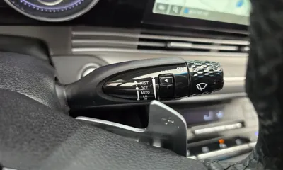 Hyundai Grandeur 2022, 87573 км, за 14832.18 USD - фото 28