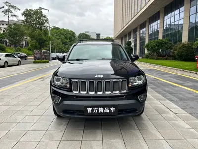 Jeep Compass (Import) 2015, 130000 км, за 2913.42 USD
