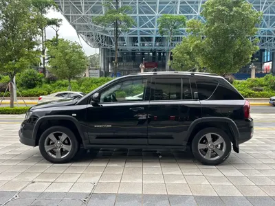 Jeep Compass (Import) 2015, 130000 км, за 2913.42 USD - фото 7