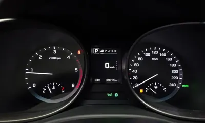 Hyundai Santafe 2018, 89011 км, за 8794.79 USD - фото 8