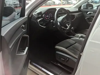 Audi Q3 2020, 67700 км, за 14302.25 USD - фото 16
