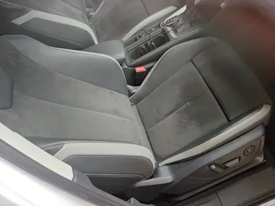 Audi Q3 2020, 67700 км, за 14302.25 USD - фото 25