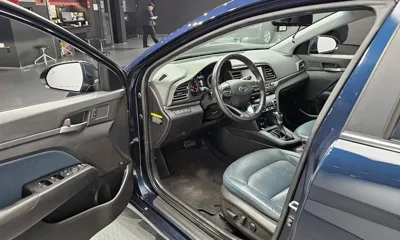 Hyundai Avante 2019, 136216 км, за 7806.41 USD - фото 10